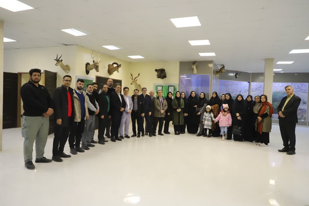 بازدید پرسنل سازمان منطقه آزاد اروند از تالاب شادگان