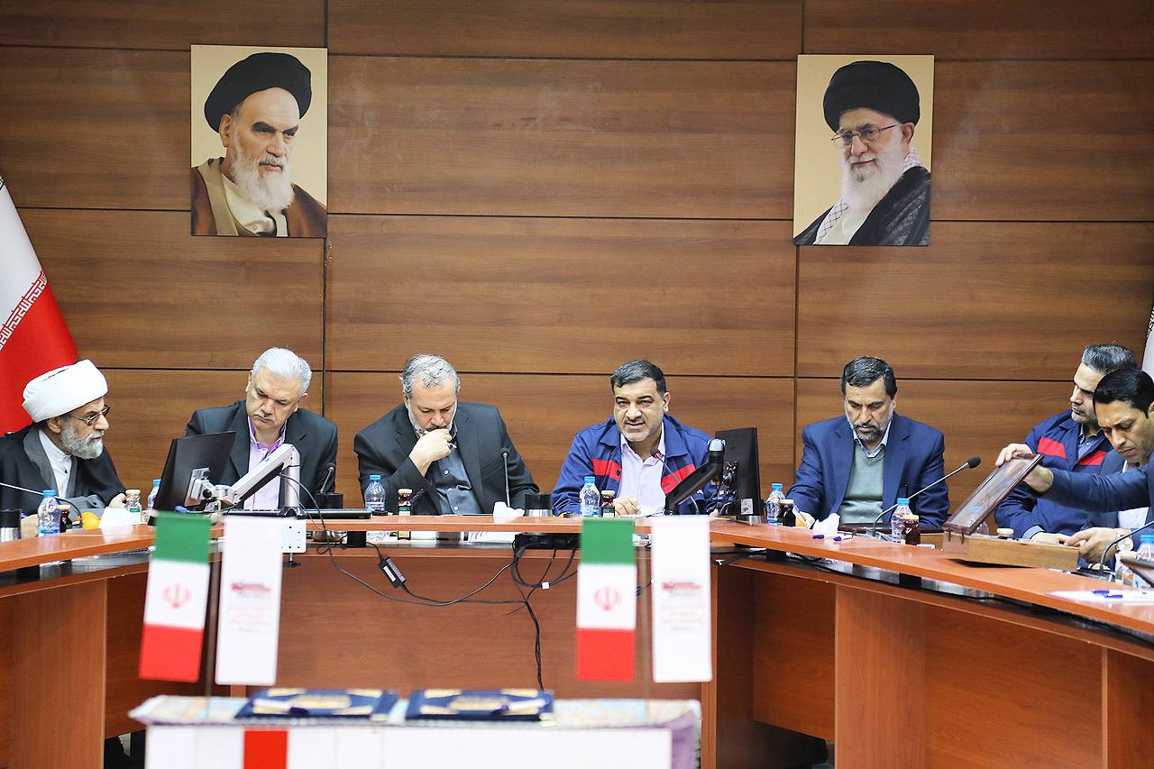 تاکید مدیرعامل فولاد اکسین بر ضرورت تقویت روابط دانشگاه و صنعت