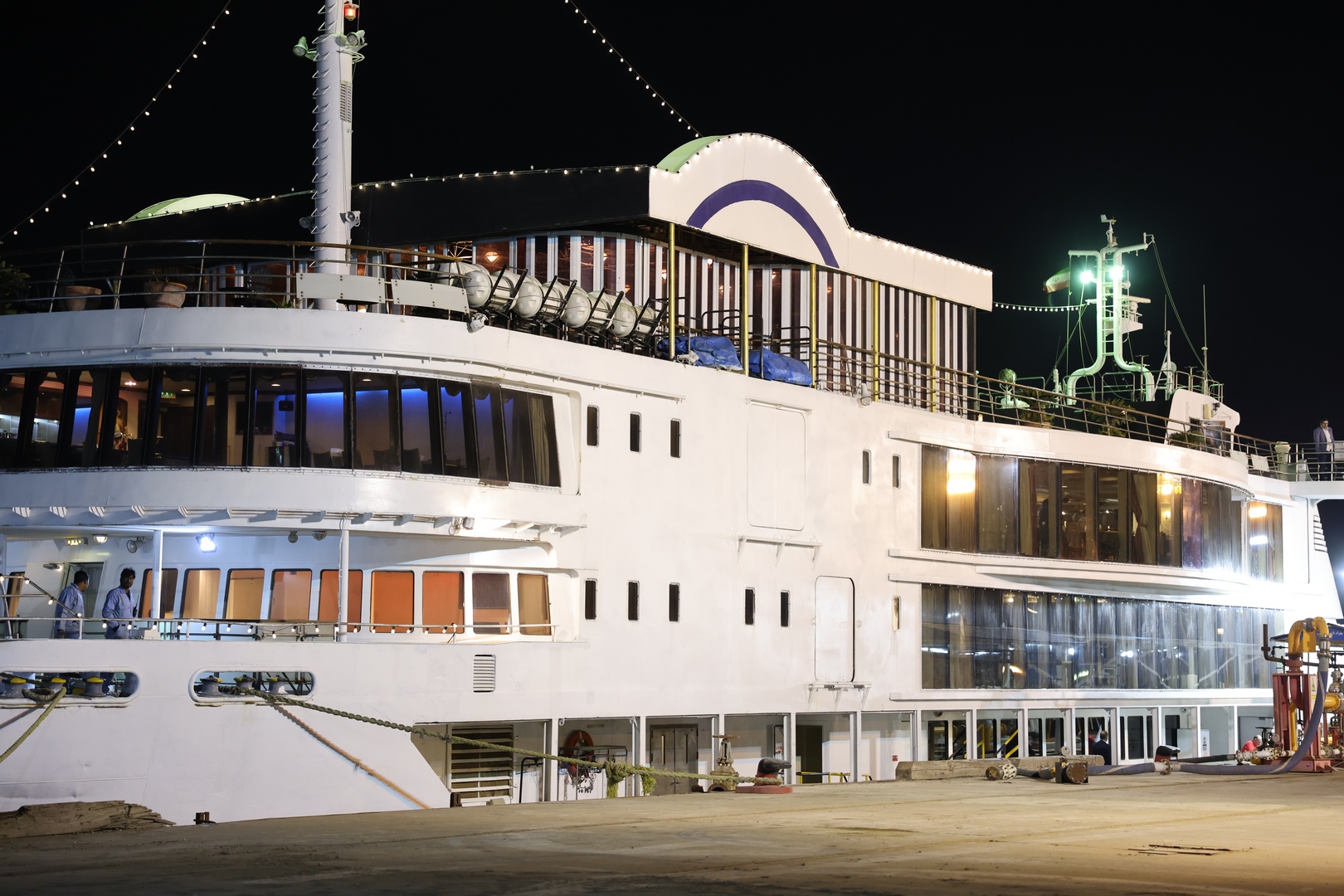 بزرگ‌ترین و مجهزترین کشتی تفریحی خاورمیانه در اختیار خانواده پالایشگاه آبادان