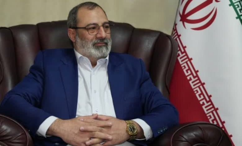 ارتش؛ نیروی ولایی و مردمی در خدمت ملت ایران است