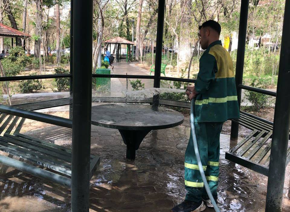 آماده‌سازی بوستان‌های منطقه یک برای استقبال از روز طبیعت