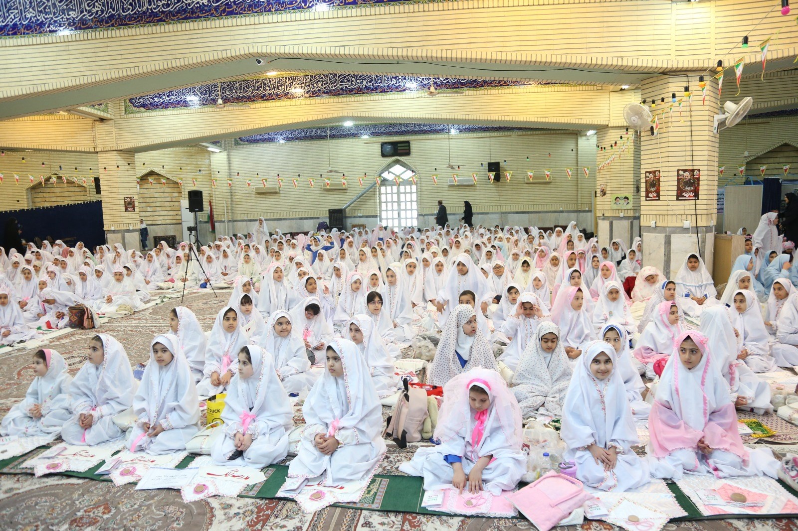 جشن فرشته‌های زمینی در مصلی بندر انزلی برگزار شد