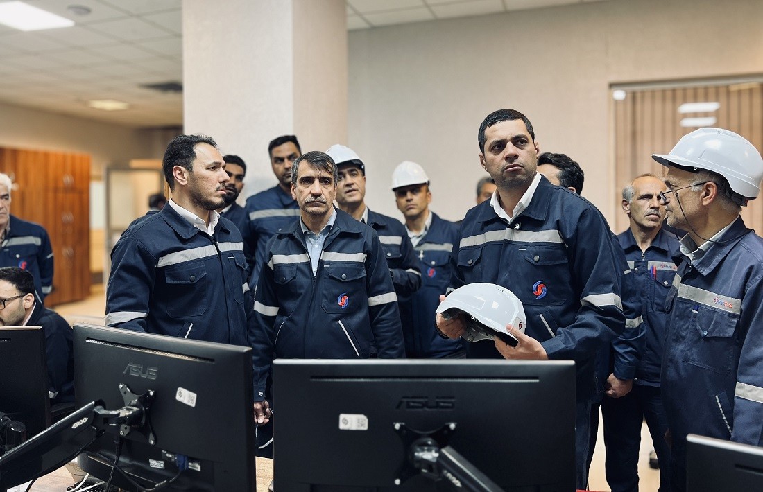 بازدید مدیرعامل شرکت سرمایه گذاری صندوق بازنشستگی کشوری از کارخانه صبا فولاد خلیج فارس