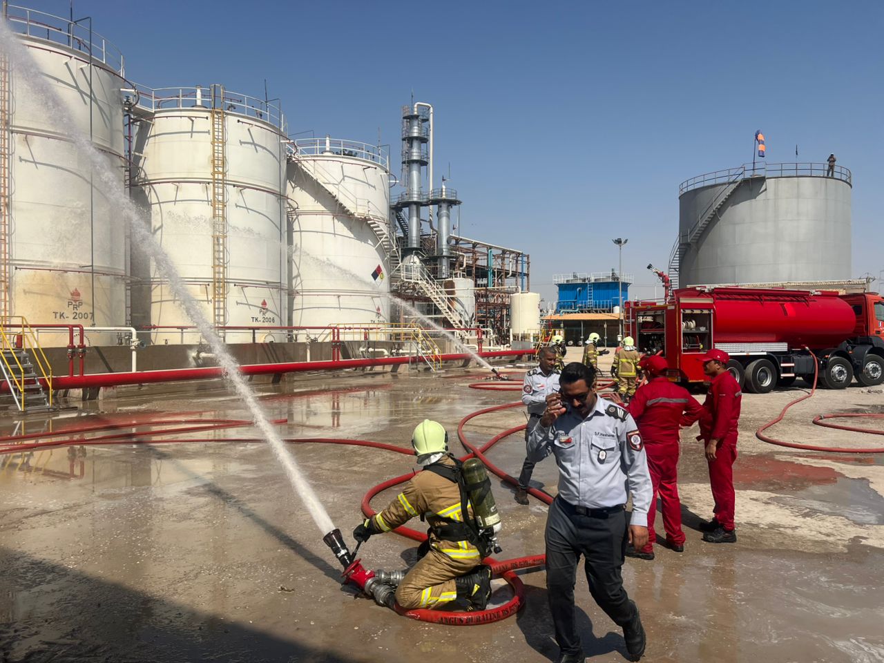 برگزاری مانور مشترک اطفاء حریق در سایت صنعتی منطقه آزاد اروند