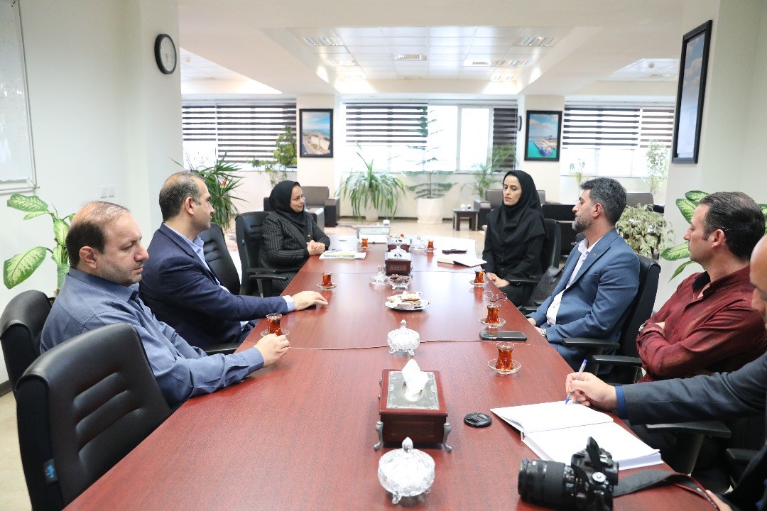 همکاری در ارتقای فرهنگ کتاب‌خوانی در اولویت سازمان منطقه آزاد انزلی قرار دارد