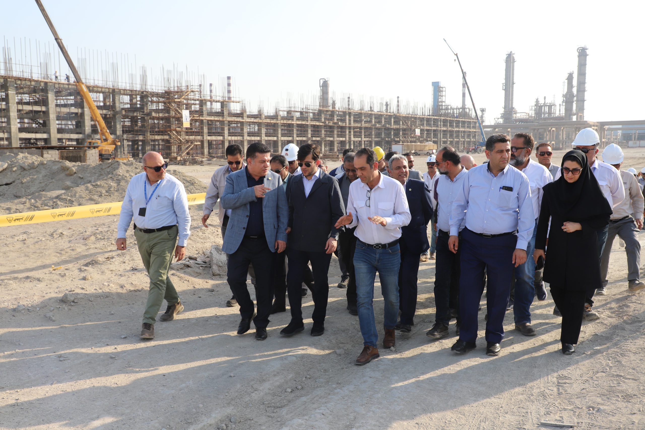 بازدید مدیرعامل پالایش و پخش فرآورده‌های نفتی از پالایش نفت بندرعباس