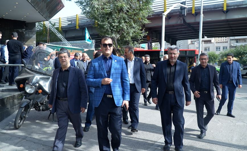 حضور خانواده بزرگ بیمه البرز در آیین تشییع شهدای اقتدار ایران