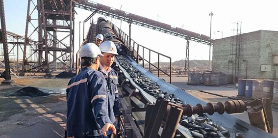 بازدید مدیرعامل شرکت صبا فولاد خلیج فارس از روند تولید