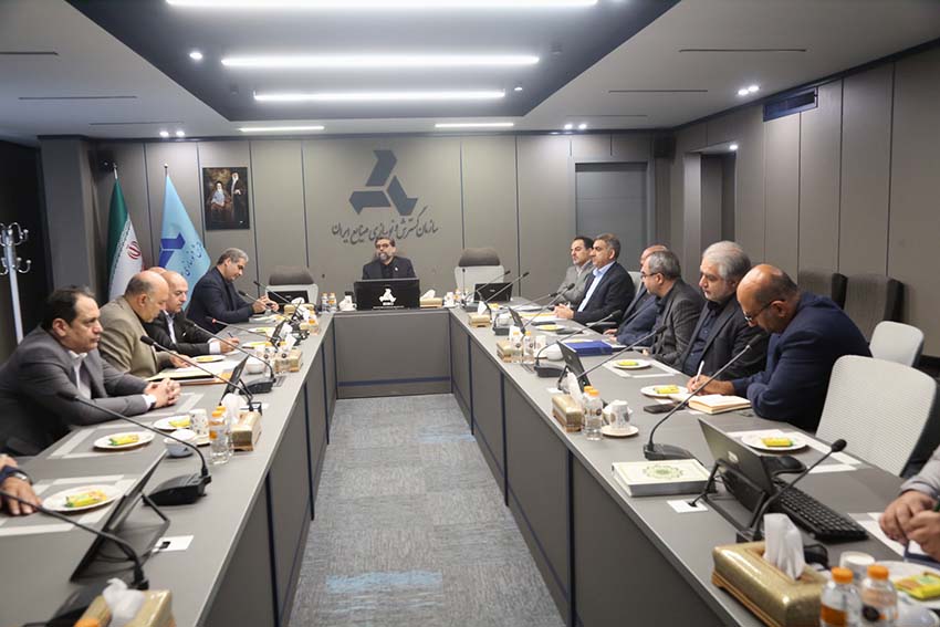 تاکید رئیس هیئت عامل ایدرو بر افزایش ظرفیت تولید ریخته‌گری ماشین‌سازی تبریز