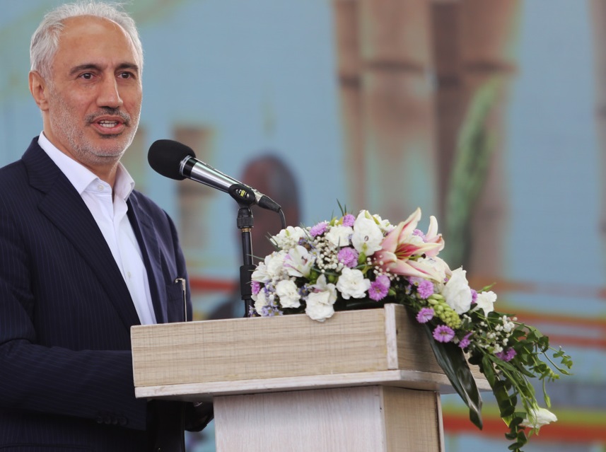 پرداخت‌های تعهدشده دولت به گندمکاران و بازنشستگان در حال انجام است