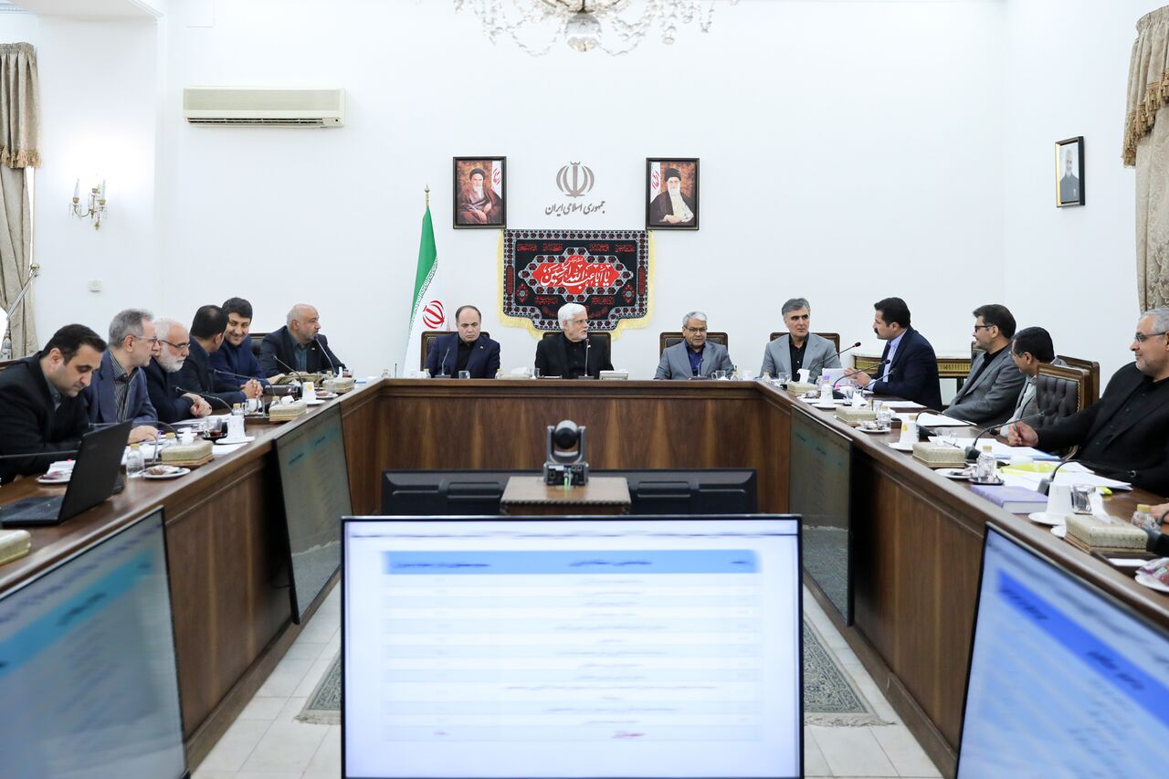 کسب و کارهای آسیب دیده از حمله رژیم صهیونیستی در اولویت ارائه تسهیلات قرار گیرند