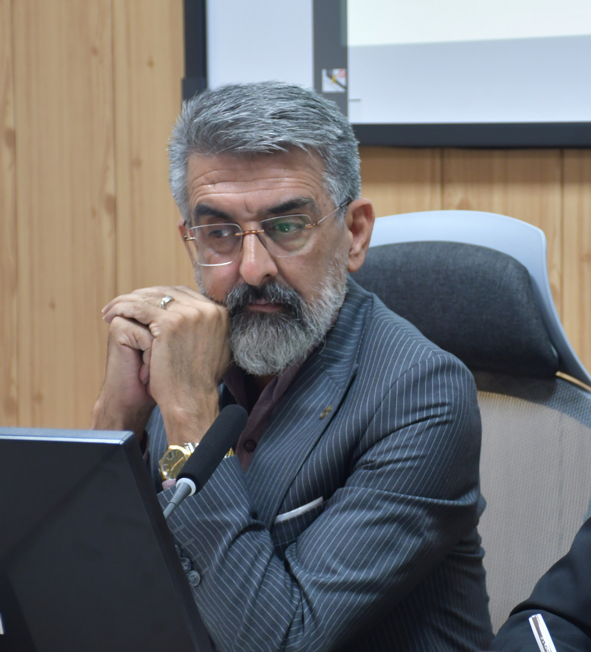 تأکید بر ارتقای جایگاه علمی مرکز پژوهش‌های کاربردی علوم زمین