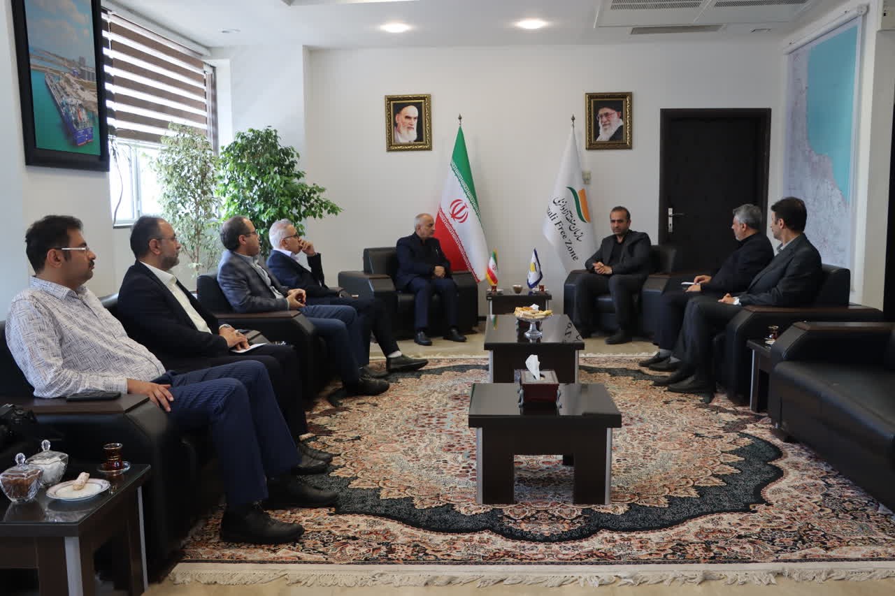 توسعه همکاری‌های اقتصادی و صنعتی منطقه آزاد انزلی و صمت