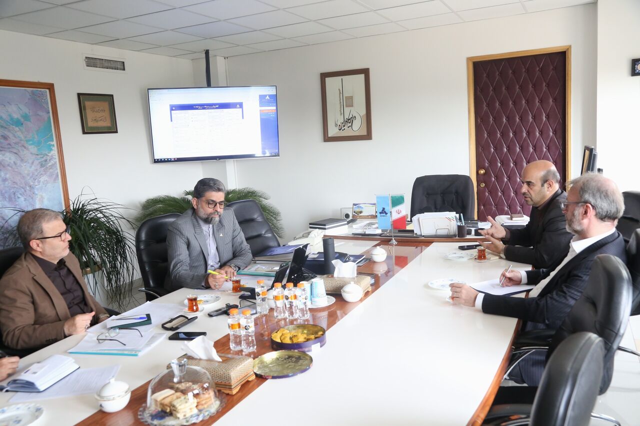 همکاری ایدرو و ساتبا برای توسعه ۳هزار مگاوات نیروگاه خورشیدی در بخش صنعت