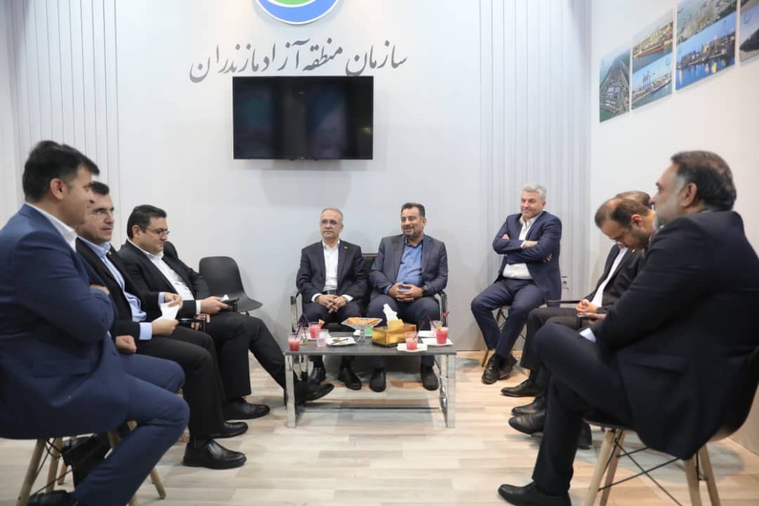 مذاکره با سرمایه گذاران داخلی و هم افزایی با فعالان حوزه حمل و نقل کشوری