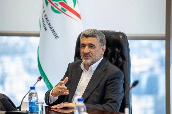 نامه نگاری رئیس سازمان بورس با ۵ وزیر برای پیگیری مطالبات سهامداران