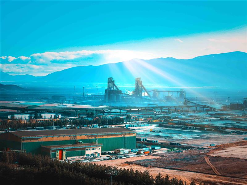 عمده پرداخت‌های نقدی فولاد مبارکه شامل هزینه‌های خرید مواد اولیه است