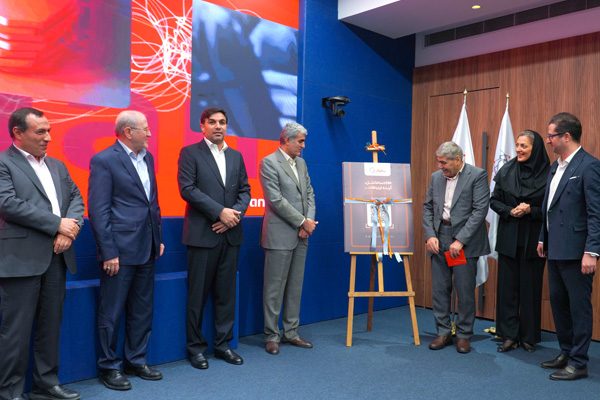 انجام نخستین تماس eSIM در ایران با سامانتل