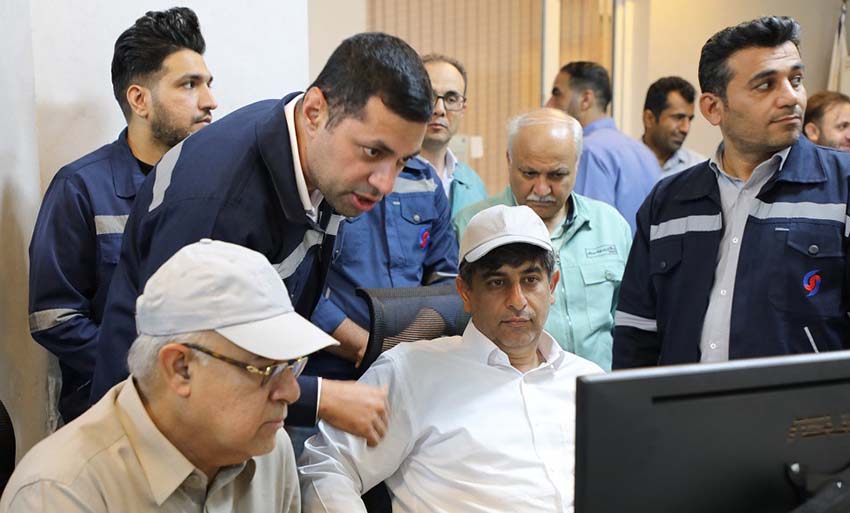 بازدید استاندار هرمزگان از شرکت صبا فولاد خلیج فارس