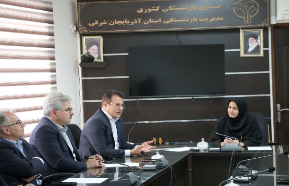 تکریم بازنشستگان و خدمت رسانی شایسته به آنان اولویت بیمه داناست