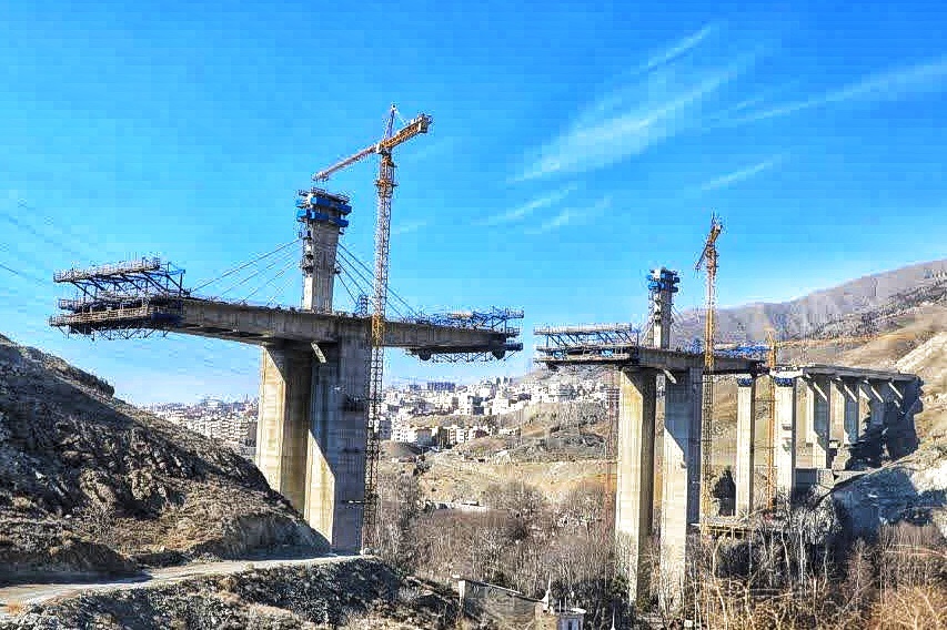 پل آزادراه شمالی کرج تا پایان سال به بهره‌برداری می‌رسد