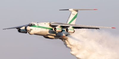 عملیات مشترک هوایی ارتش و سپاه برای مهار آتش‌سوزی جنگل چالوس آغاز شد