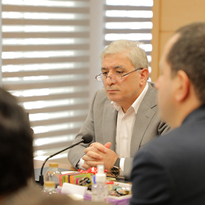 تاکید مدیرعامل بانک اقتصادنوین بر لزوم به‌روزرسانی خدمات بانکداری الکترونیک