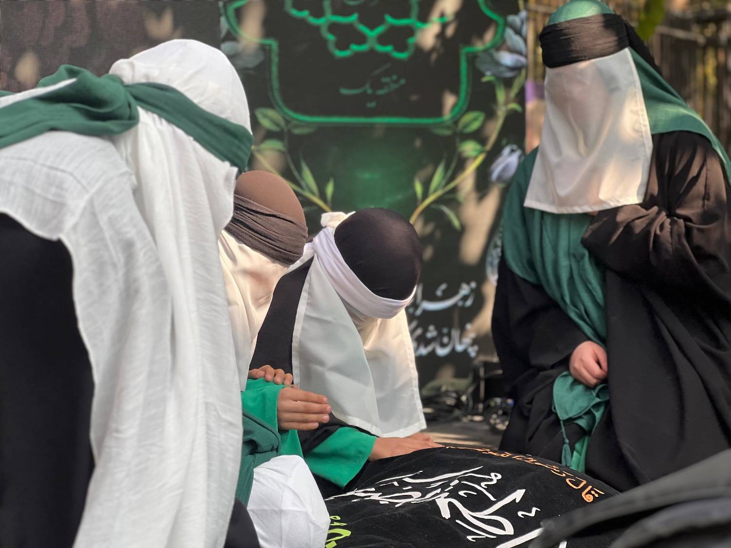 برپایی موکب‌های فرهنگی و آیینی در میادین و محلات