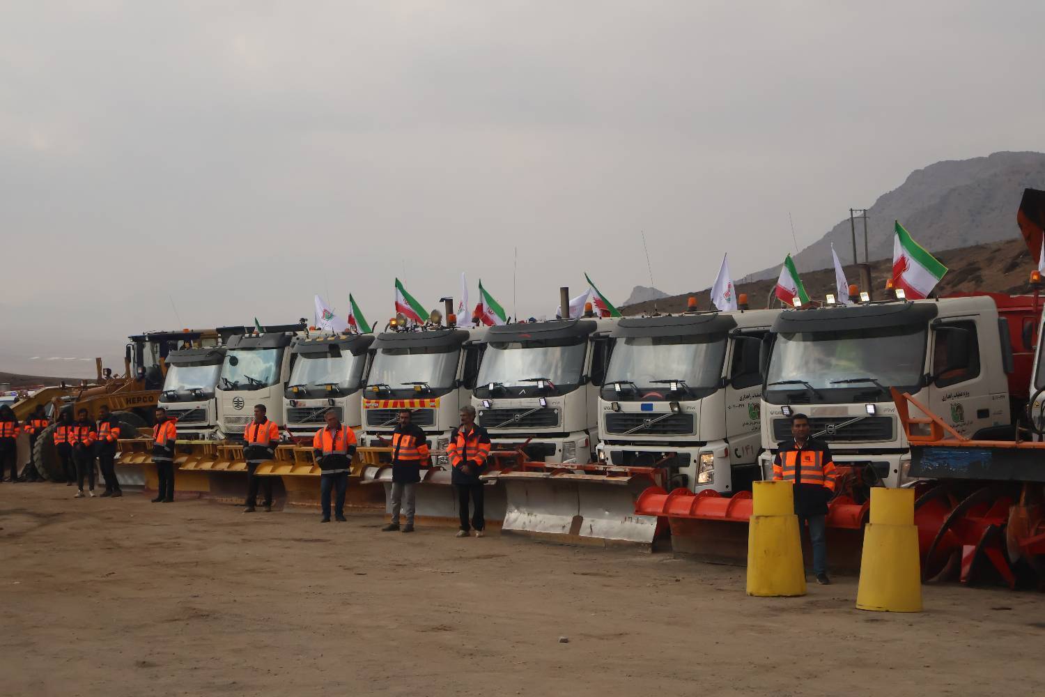 بازسازی ۵۶۰ دستگاه انواع ماشین‌آلات راهداری کشور در سال ۱۴۰۴