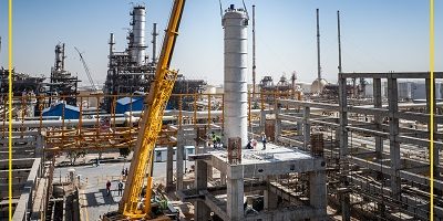 نصب تجهیزات اکستراکتورهای پروژه TDAE در پالایشگاه نفت سپاهان