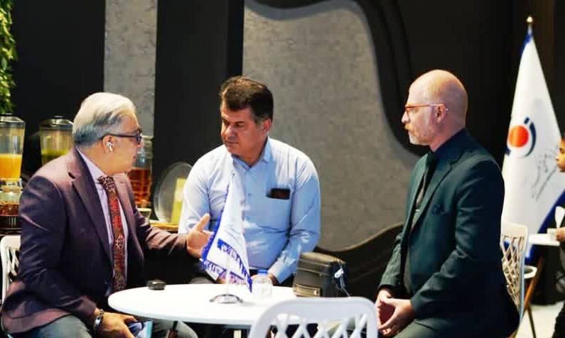 حضور فعالان چینی و روسی در غرفه گهرزمین در نمایشگاه متافو