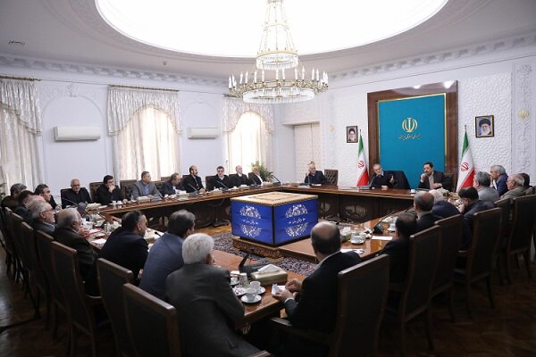 بررسی مشکلات صنوف در جلسات اصناف با رئیس جمهور و وزیر صمت