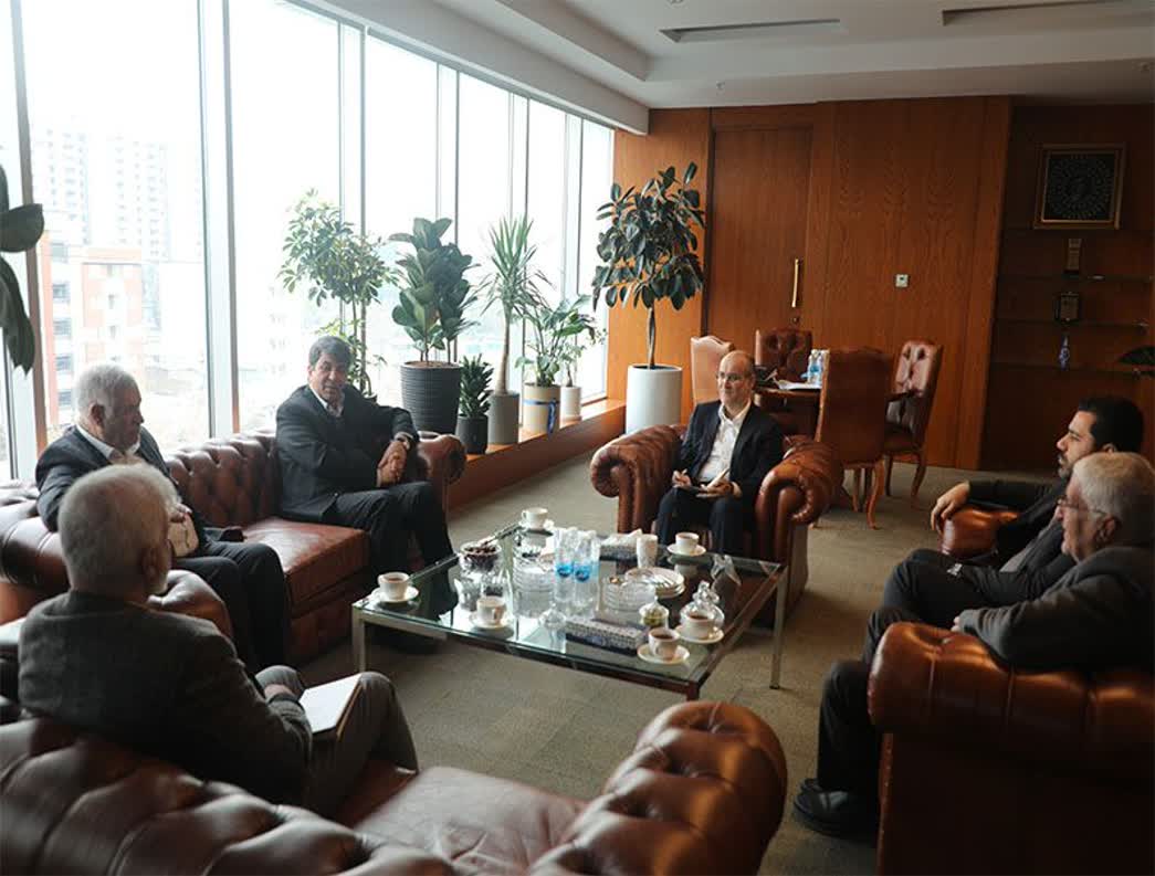 نشست راهبردی مدیریت جدید موسسه اعتباری ملل با استاندار کرمان