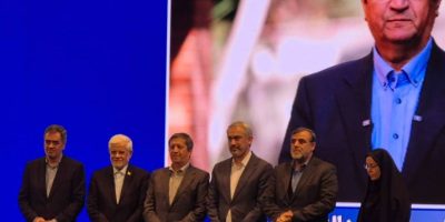 معرفی وزیر پیشین اقتصاد به عنوان چهره ماندگار صنعت بیمه کشور