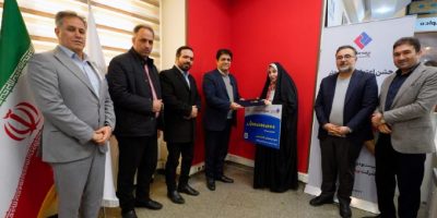 اهدای جایزه مرحله نخست قرعه‌کشی جشنواره «بیست و دو» بیمه ملت