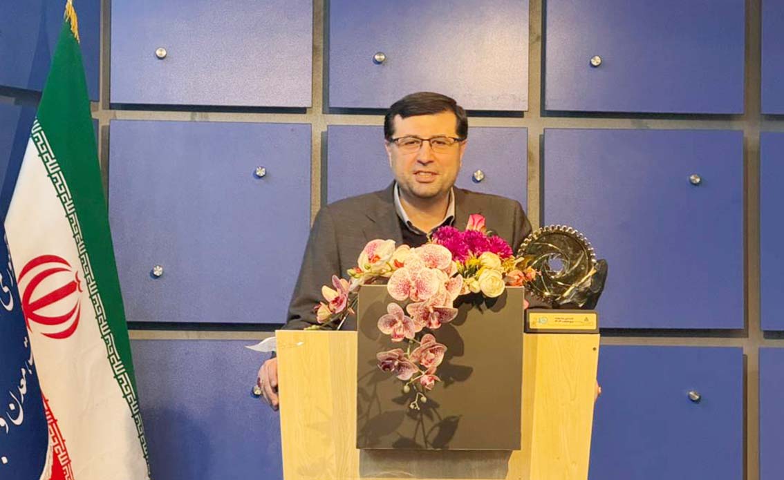 صنعتگران با وجود تمام دشواری‌ها، در حال رقابت در عرصه داخلی و بین‌المللی هستند