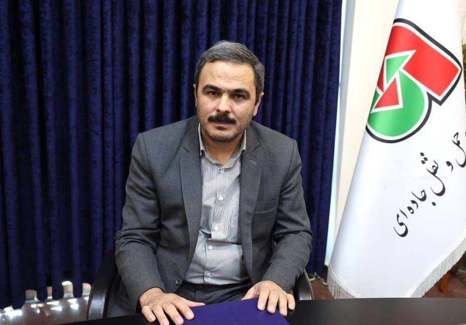 آسفالت و ایمن‌سازی نزدیک به ۷۸۰۰ کیلومتر از محورهای فرعی و روستایی کشور