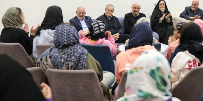 دیدار رییس جمهوری با جمعی از کودکان بی‌سرپرست و بدسرپرست