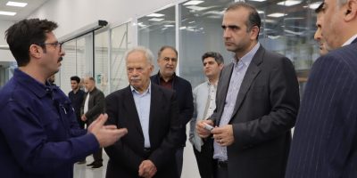 گفت‌وگوی میدانی مدیرعامل منطقه آزاد انزلی با تولیدکنندگان و سرمایه‌گذاران