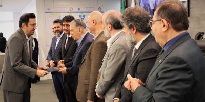 دریافت لوح سپاس برای «تدوین سند استراتژی بیمه دی» در جشنواره ملی بهره‌وری