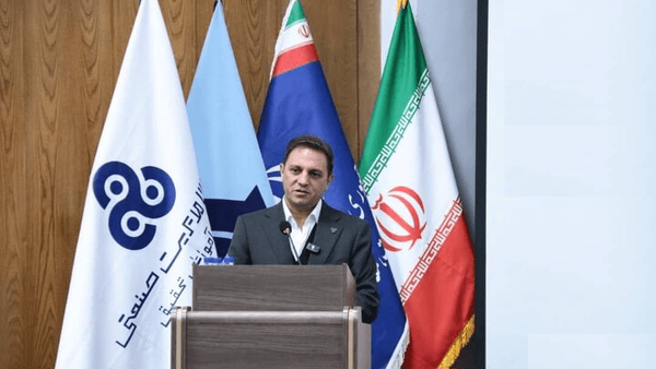 نقش بی‌بدیل مدیران و کارگران ایرانی در عبور از شرایط جنگی تحمیلی