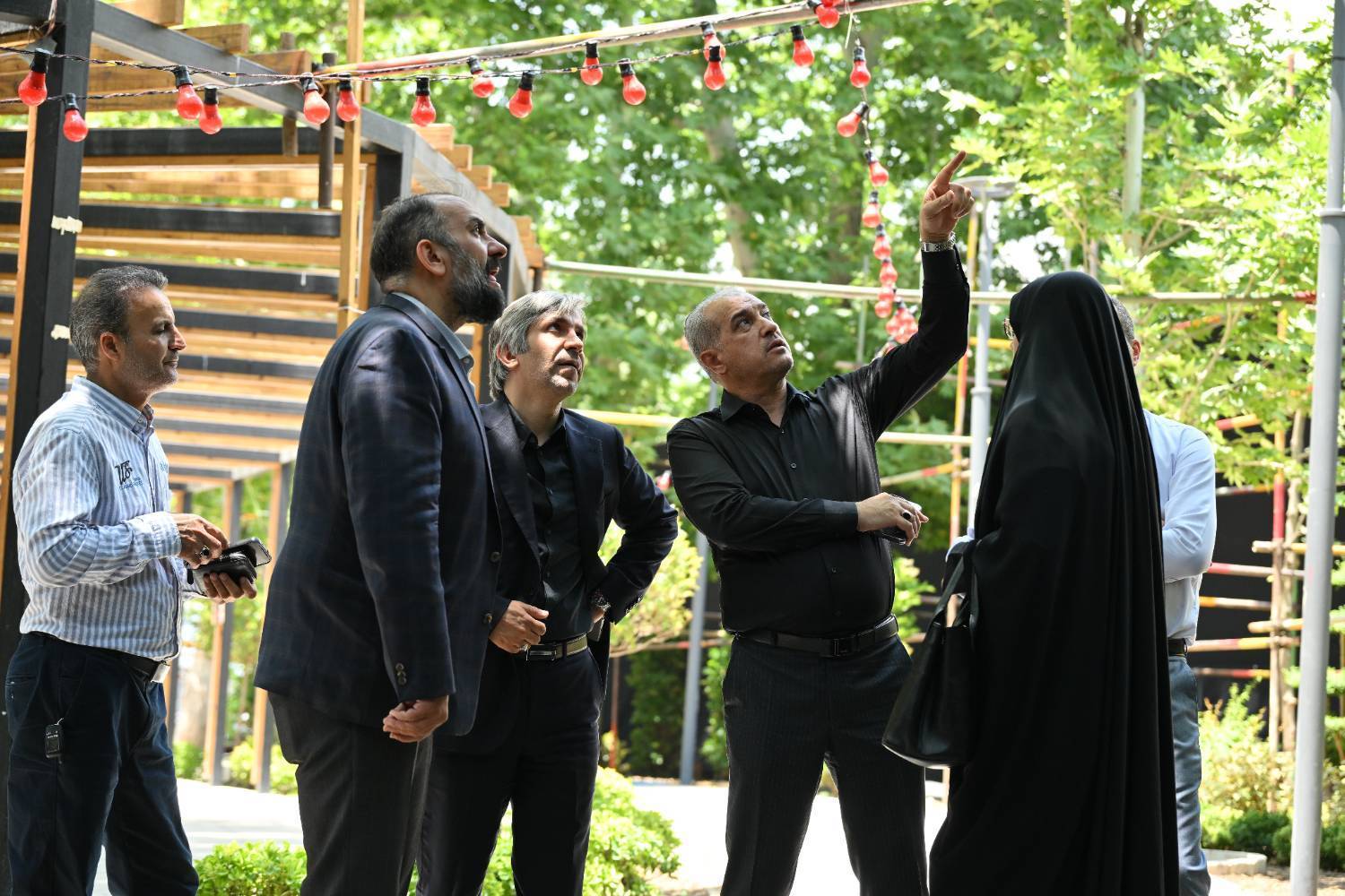 آماده‌سازی منطقه یک تهران برای میزبانی از شرکت‌کنندگان در مراسم تشییع «شهید ایران»