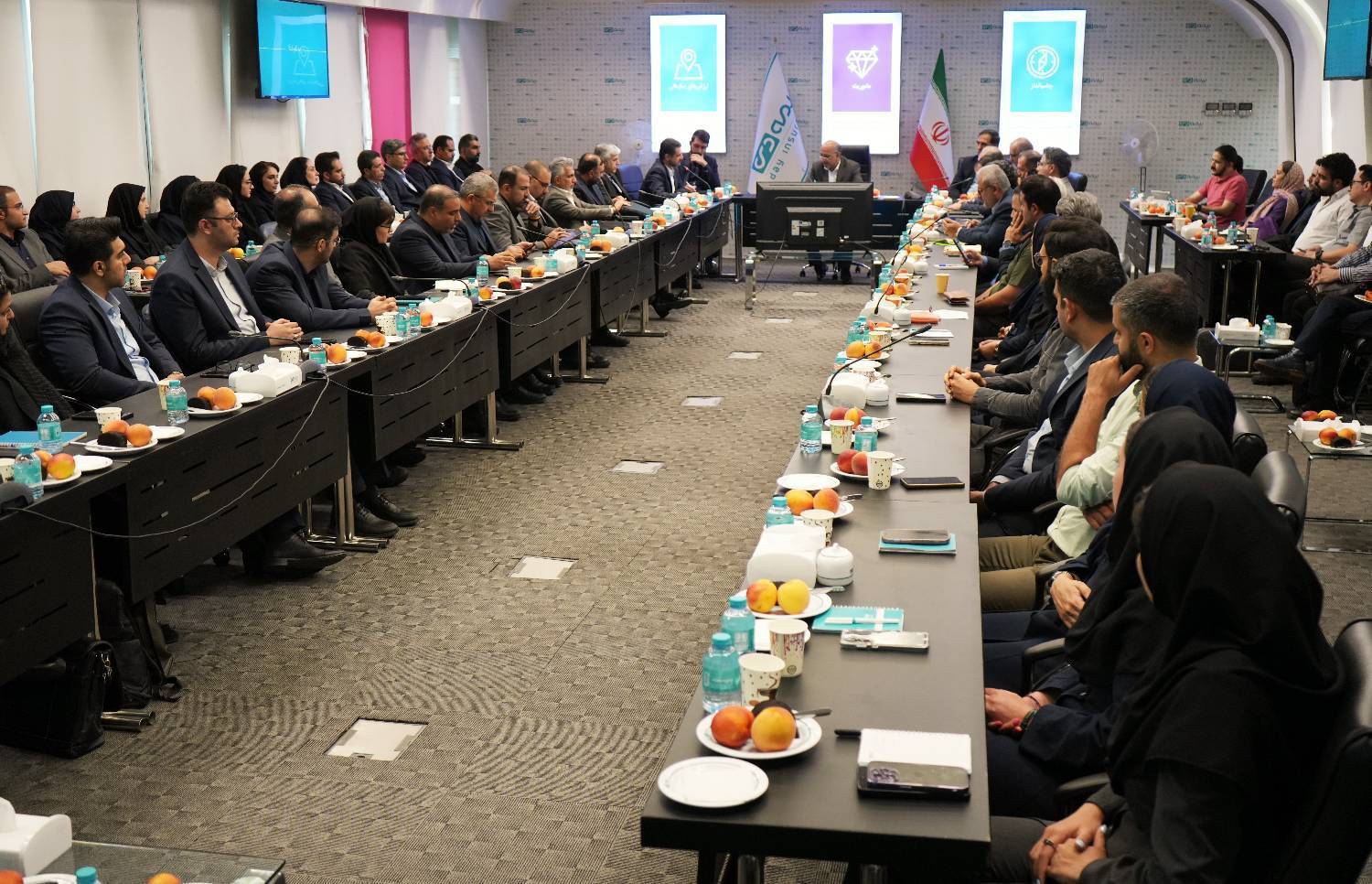 اقدامات ساختاری و مدیریتی بیمه دی برای هوشمندسازی فعالیت‌ها