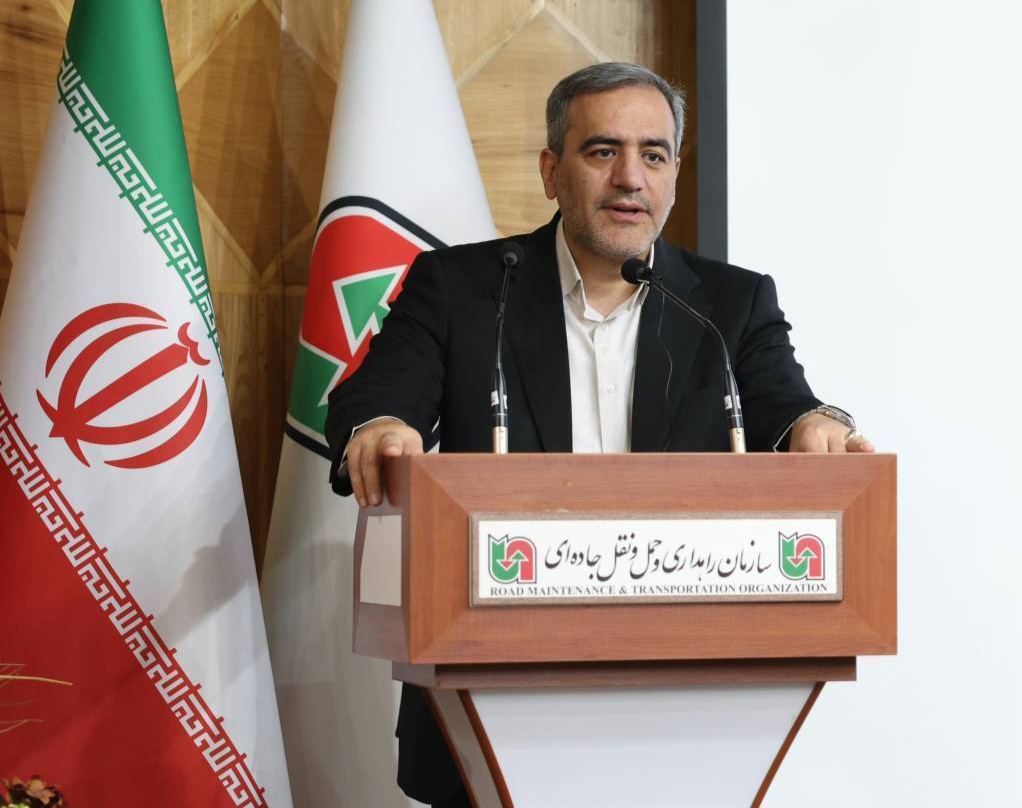 نقش‌آفرینی مسئولانه رانندگان و فعالان حمل‌ونقل جاده‌ای کالا و مسافر در شرایط جنگی