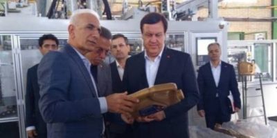 بازدید مدیرعامل بانک ملت از واحدهای صنعتی و شعب استان لرستان