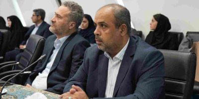رونمایی از ”دی نامیت “ بیمه دی با حضور خانواده دو شهید دانش آموز میناب
