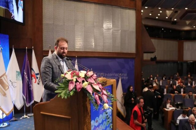 انتقاد رییس انجمن ملی نخبگان از بیکاری برخی نخبه‌ها در کشور