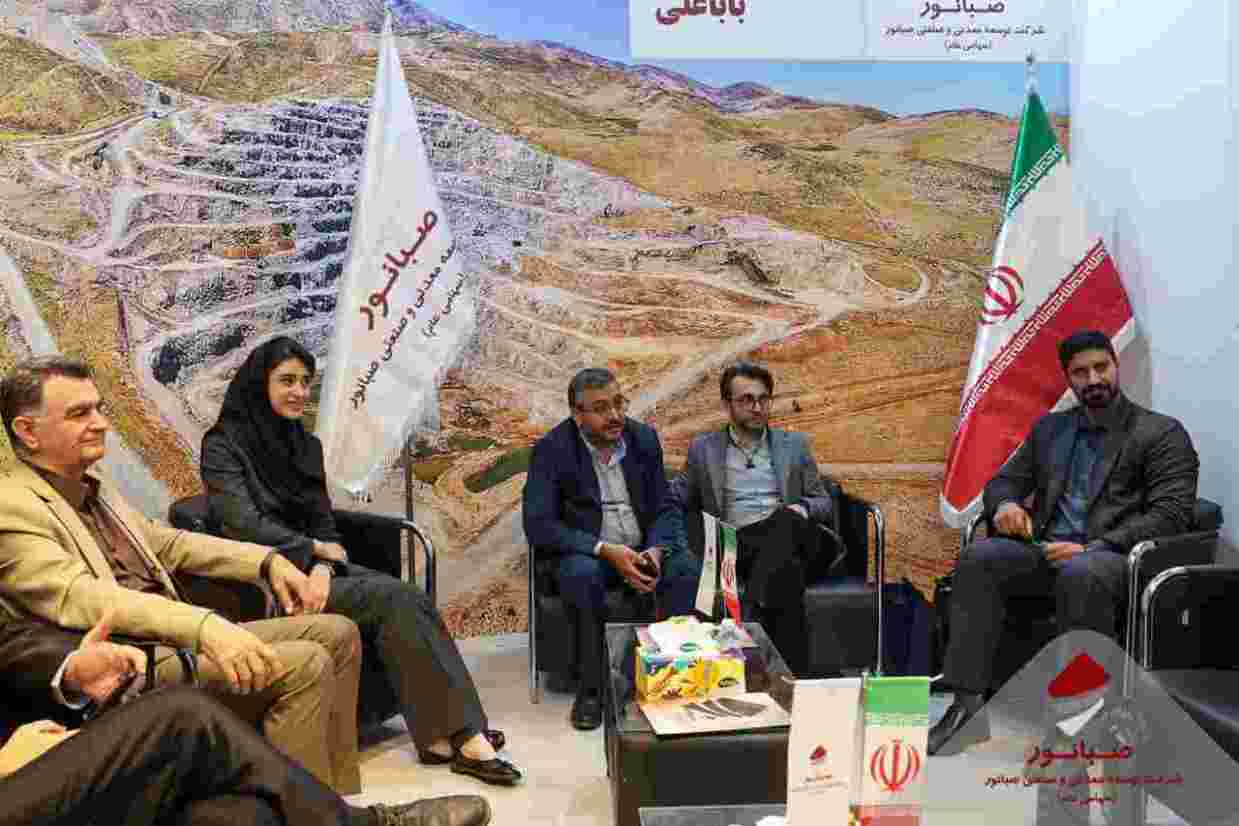 حضور صبانور در نخستین روز «کانماین ۱۴۰۵»؛ بازدید مدیرعامل ایمیدرو از غرفه صبانور